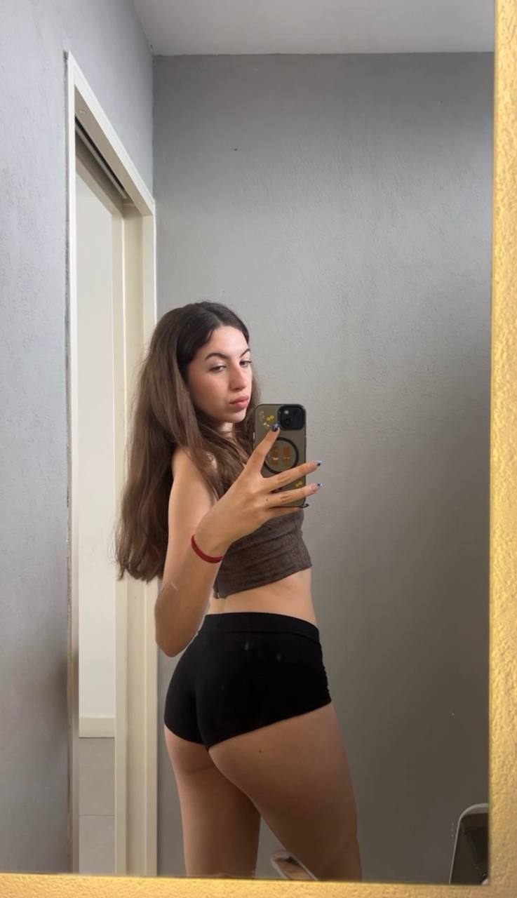 Amber in her underwear in Dehradun