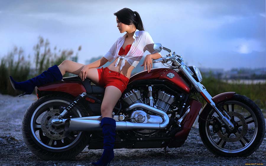Beautiful girls and motorcycles in Dehradun