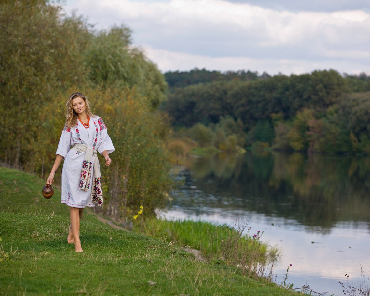 Nude girl Slavic women in Dehradun