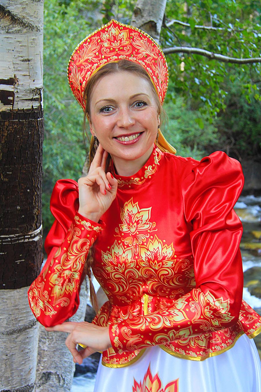 Women in Slavic costumes in Dehradun