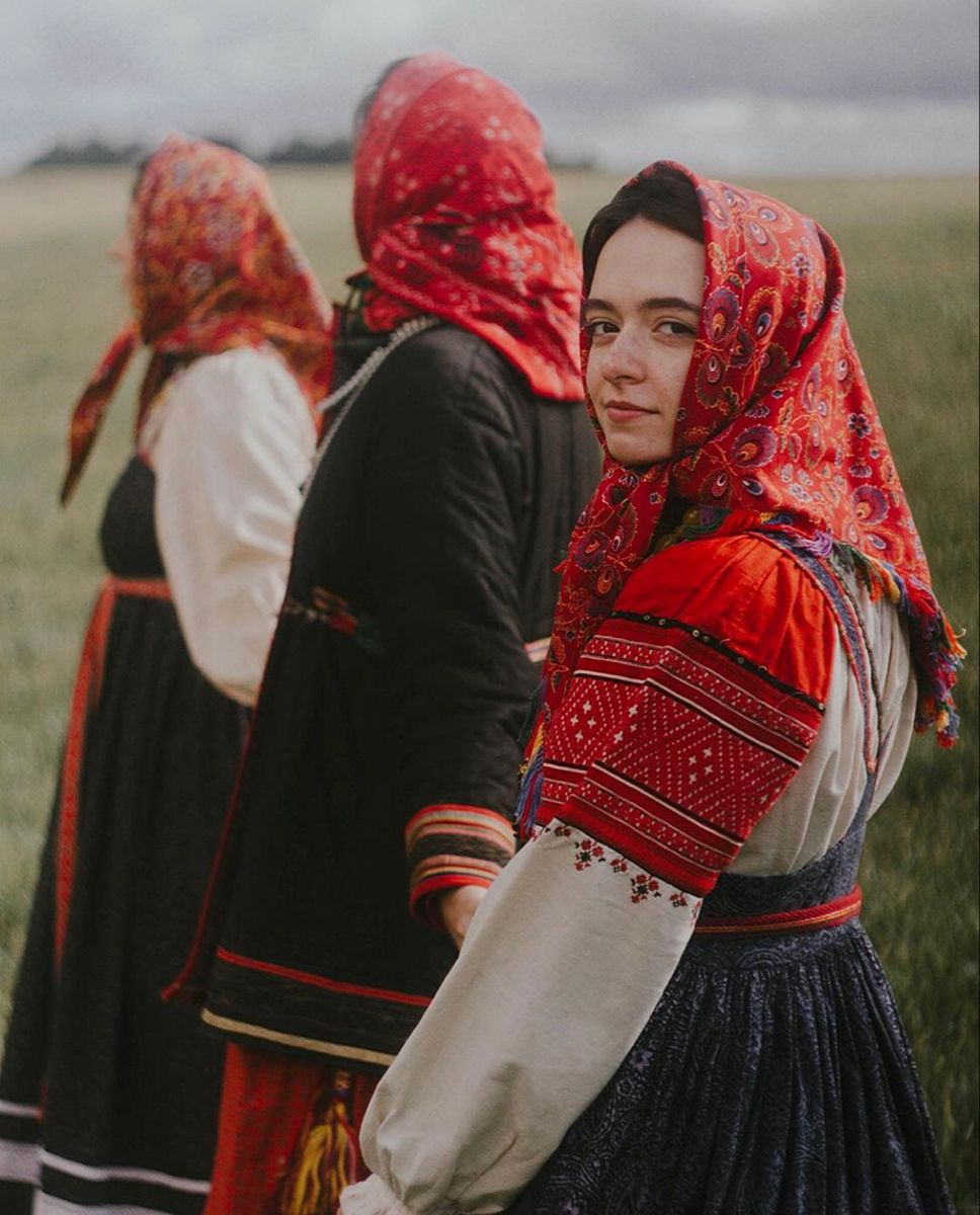Women in Slavic costumes in Dehradun