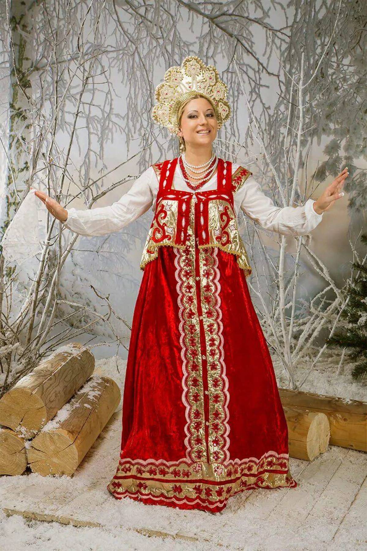 Girls in Slavic costumes in Dehradun