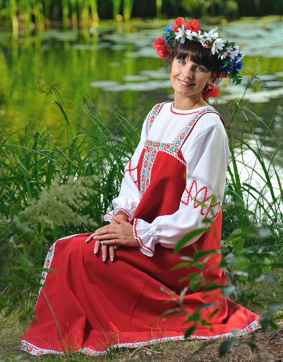 Beautiful girl Girls in Slavic costumes in Dehradun