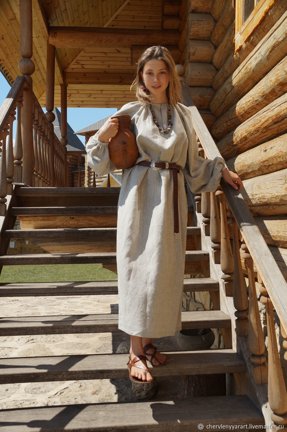 Girls in Slavic costumes in Dehradun